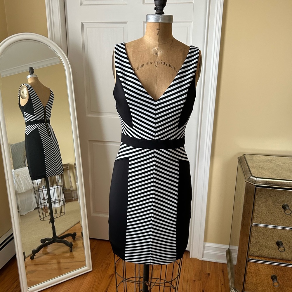 Guess dress